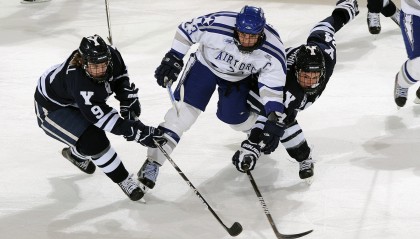 开云体育入口-埃弗顿边路攻势凌厉，古迪逊公园渴望连胜，古迪逊公园球场位置