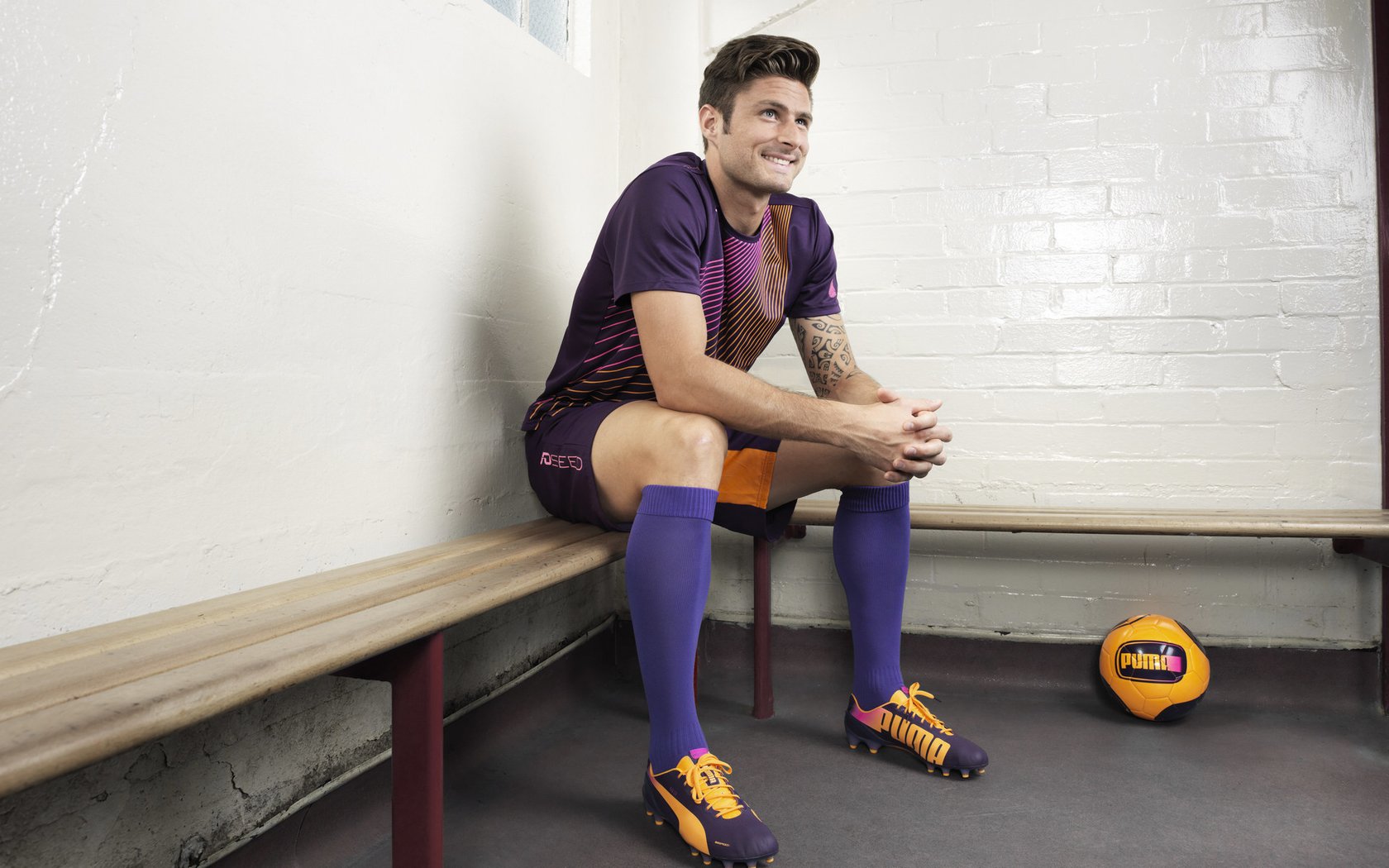 意大利足球比赛举办派对活动,球迷狂欢,意大利足球联赛